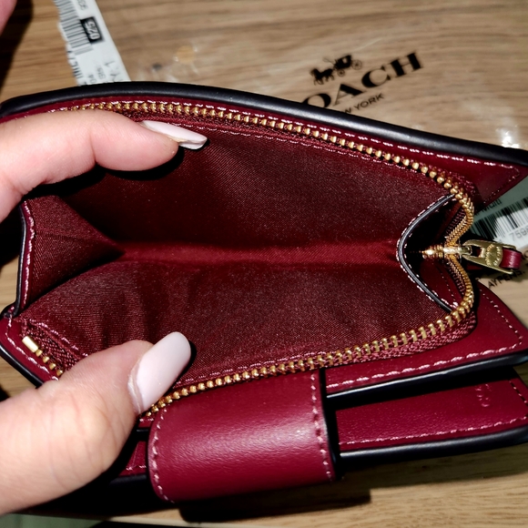 Coach Medium ID Wallet Jumbo Floral - NWT - Picture 4 of 6